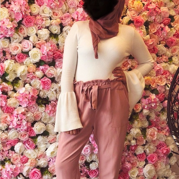 Pink pants - Picture 1 of 2